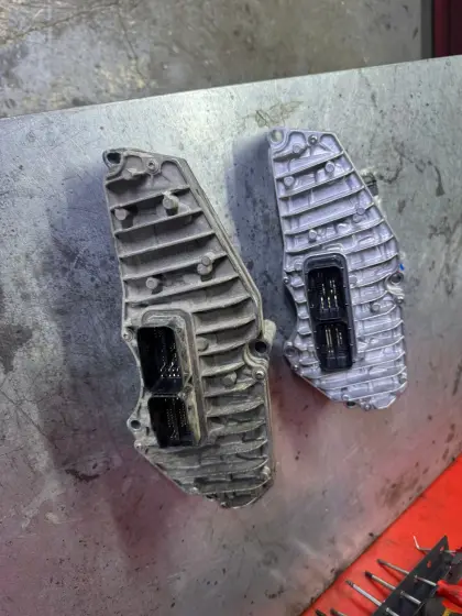 AS-CAR Servis atölyesinde otomatik şanzıman ve motor mekanik çalışması — 12
