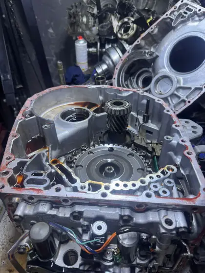 AS-CAR Servis atölyesinde otomatik şanzıman ve motor mekanik çalışması — 7