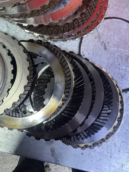 AS-CAR Servis atölyesinde otomatik şanzıman ve motor mekanik çalışması — 26
