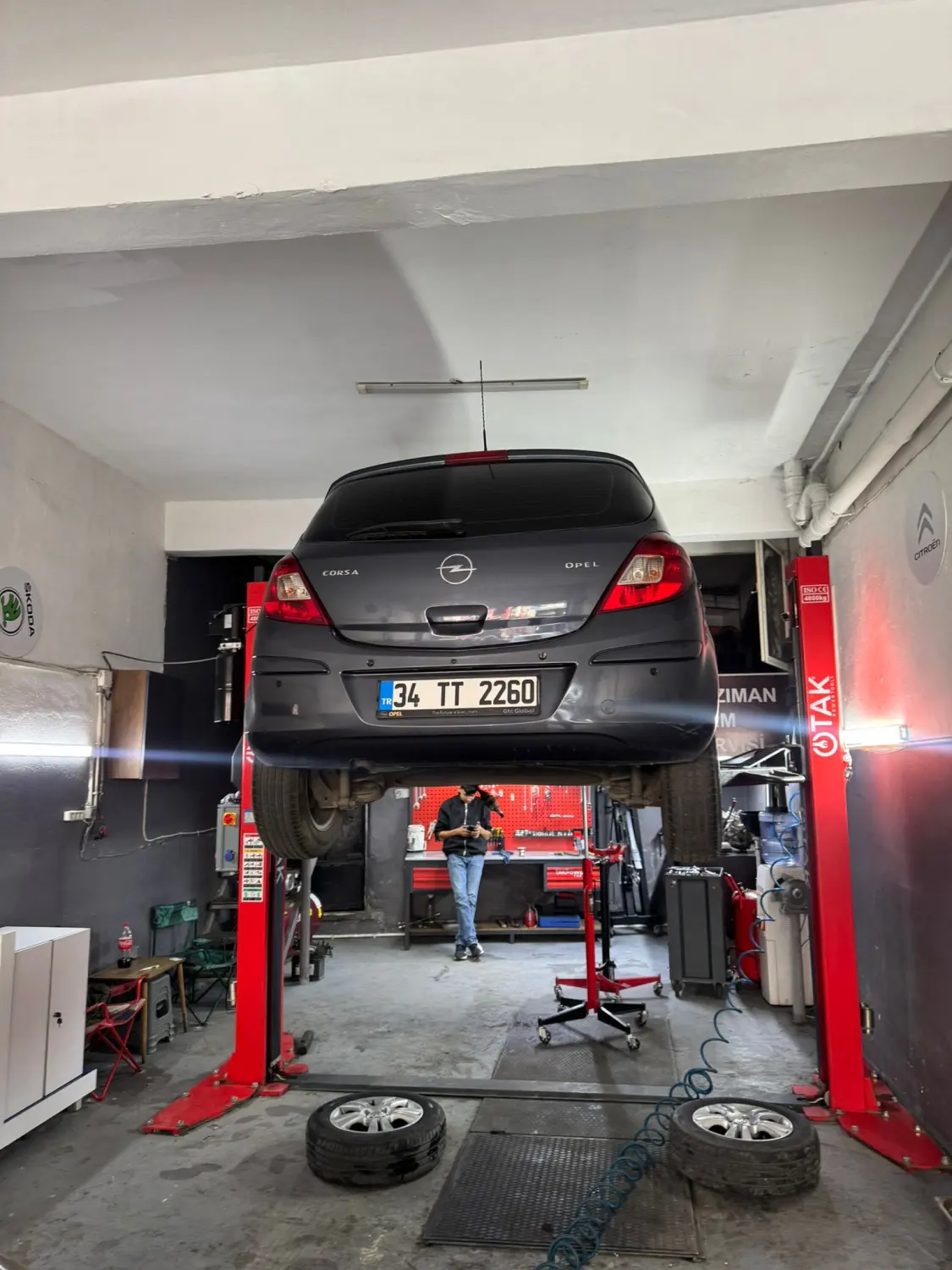 AS-CAR Servis — Pendik'den gelen araçlara hizmet veren atölyemiz