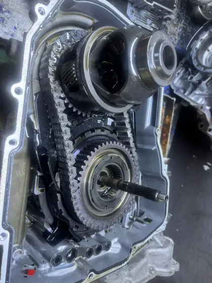 AS-CAR Servis atölyesinde otomatik şanzıman ve motor mekanik çalışması — 18